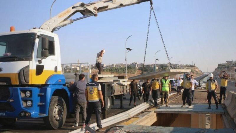 עבודות תשתית בגשר א-רסטן בחומס בעקבות תאונת דרכים