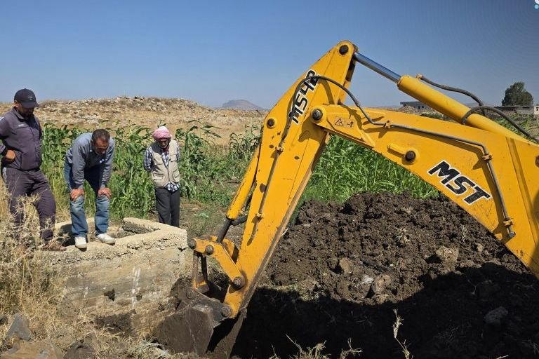 עבודות תחזוקה ברשת ההשקיה בנפת קוניטרה לשיפור האספקה לחקלאים