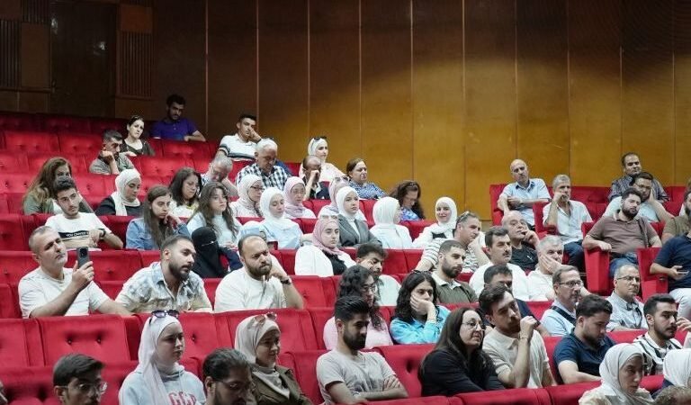 יום עיון מקצועי ברפואת שיניים באוניברסיטת חומס