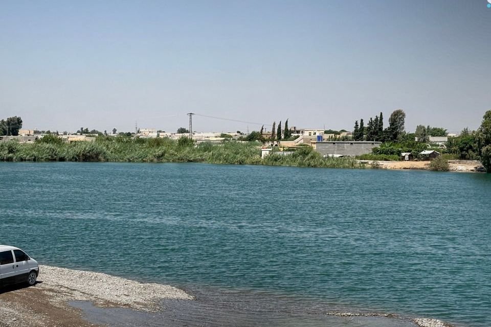 עלייה במפלס נהר הפרת בעיר א-רקה בעקבות הגדלת זרימת המים מטורקיה