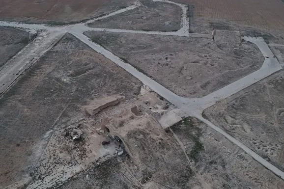 בחריין והפרלמנט הערבי מגנים את התקיפות בשדה התעופה אבו א-ד'והור
