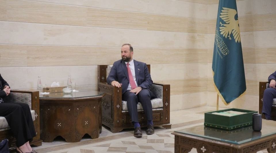 דיונים בין סוריה לשבדיה בנושא היחסים הדו-צדדיים וסוגיית הפליטים