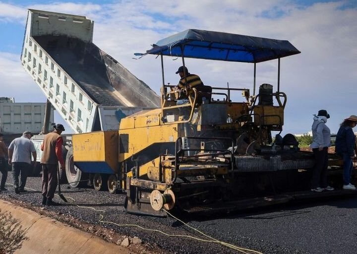 עבודות שיקום וסלילת כבישים בריף חומס בעלות של 40 מיליון לירות