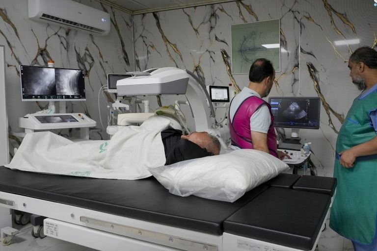 הפעלת מחלקה לריסוק אבנים בבית החולים הלאומי בדרעא