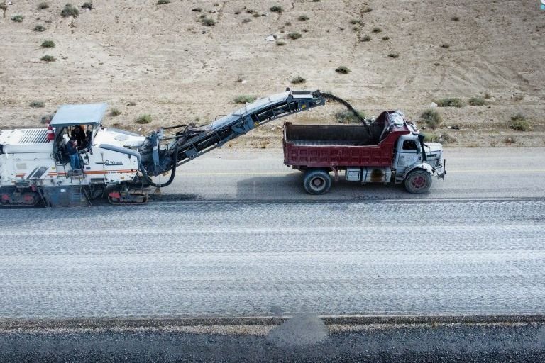 החלו עבודות שיקום כביש דיר א-זור – אל-מיאדין לשיפור בטיחות התנועה