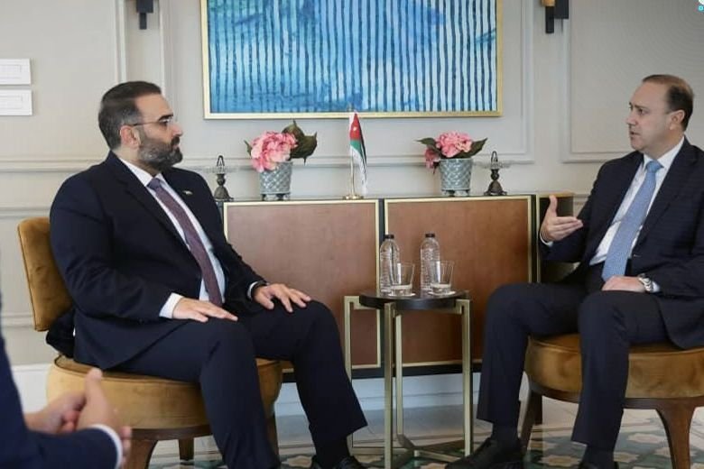 סוריה וירדן דנות בהידוק שיתוף הפעולה התקשורתי וחילופי מומחיות